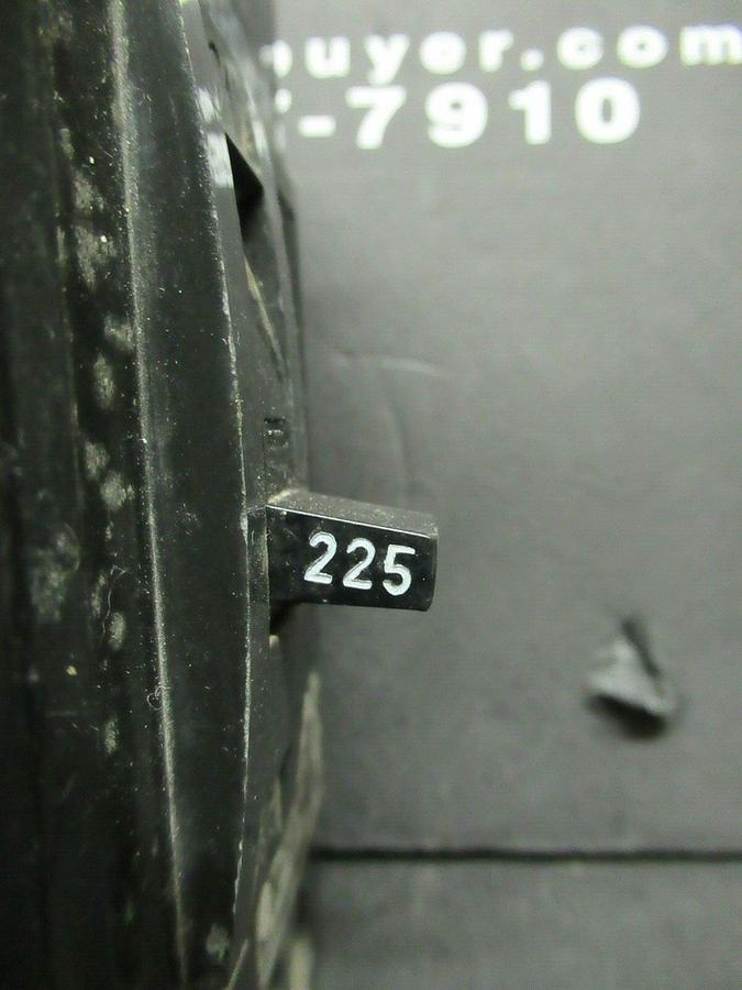 Used 225 AMP GE TQD BREAKER TQD32225 3 POLE 240 VAC