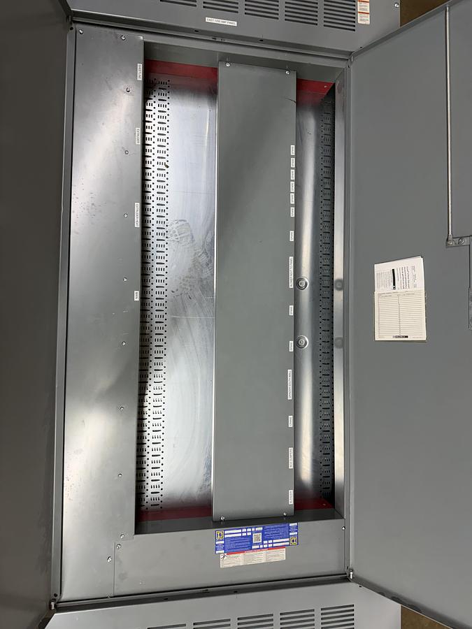 Used SQUARE D TYPE 1 I-LINE SERVICE PANEL 1200 AMP 480 VAC 3-PHASE 42-SLOT