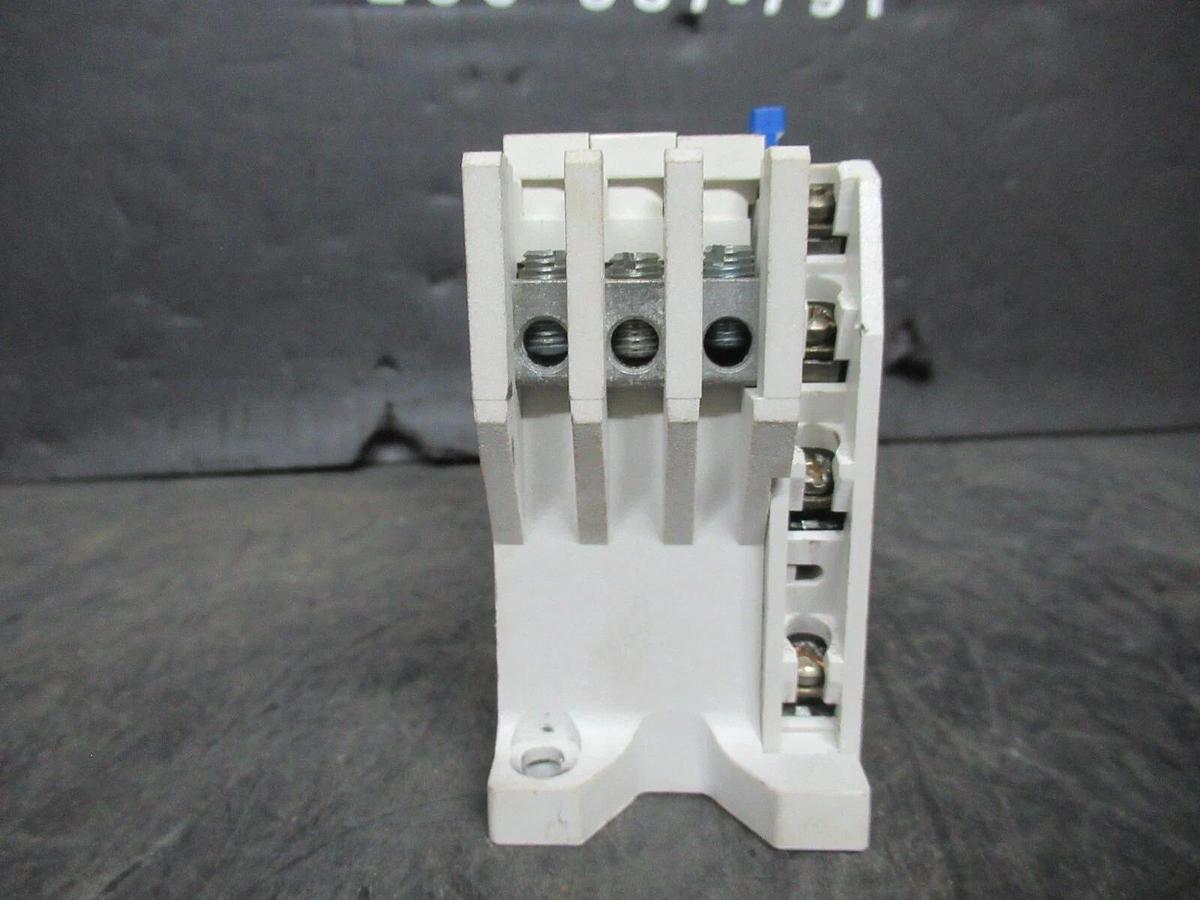 Used CUTLER HAMMER STARTER AE16ANS0 SER. C1 W/ C306DN3 OVERLOAD RELAY SER. B1