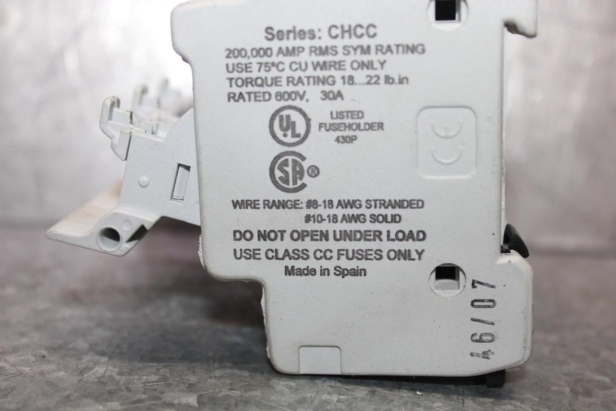 Used BUSSMAN FUSE HOLDER CHCC3D 30 AMP 3-POLE 600 VOLT FOR CLASS CC FUSES CHCC