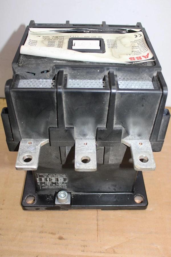 Used ABB CONTACTOR EH-450 525 AMP 600 VAC 3-PHASE 3-POLE 400 HP COIL: 220V