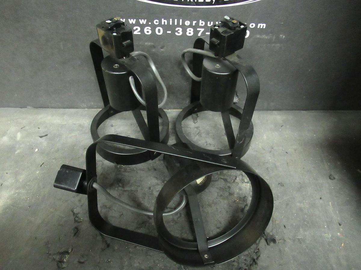 Used LIGHTOLIER 9022BK LYTESPAN 250 WATT MAX LAMP TRACK LIGHTING FIXTURE BLACK PAR 38