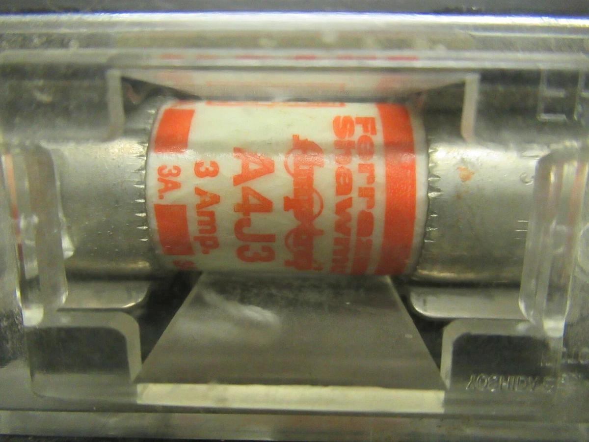 Used YOSHIDA FUSE HOLDER FHU-32 600 VOLT 30 AMP CLASS J FUSES