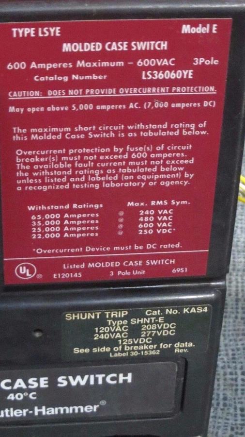 Used CUTLER HAMMER MOLDED CASE 600 AMP 600 VAC 3 POLE WITH SHUNT TRIP MODEL LS36060YE