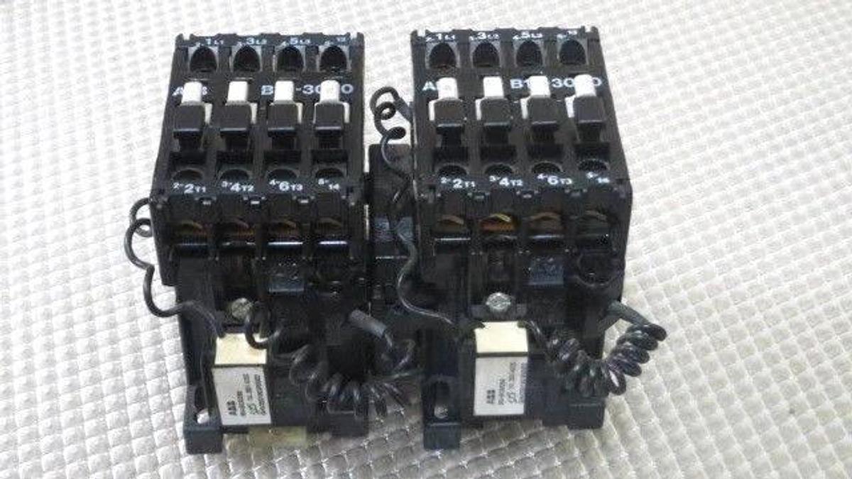 Used ABB B12-30-10 X 2 REVERSING CONTACTORS WITH 120V COILS AND RC NETWORK RV-BC6/250