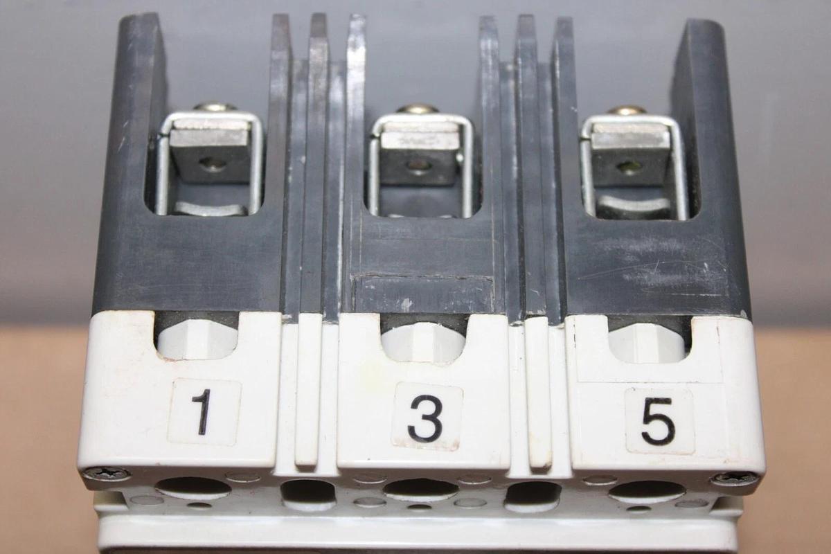 Used EATON CIRCUIT BREAKER HFD3020L 20 AMP 3-POLE 600 VAC HFD-65K **WARRANTY**