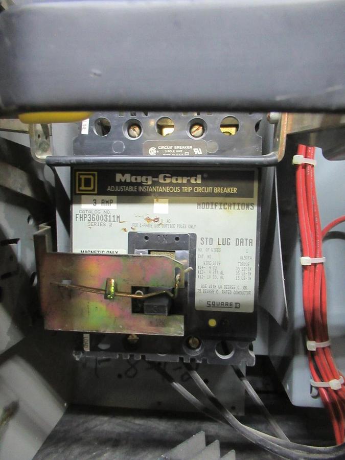 Used SQUARE D MCC MOTOR CONTROL STARTER 12" MODEL 5 W/ NEMA SIZE 1 8536SCO3 3 AMP