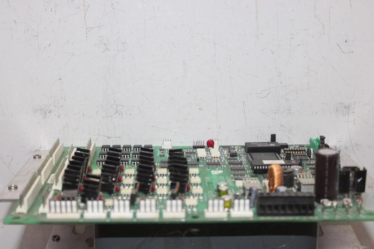 Used LIEBERT HVAC CONTROL CIRCUIT BOARD 415761G2 REV. 8 **WARRANTY INCLUDED**
