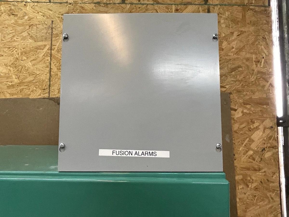 Used ONAN CUMMINS TRANSFER SWITCH OT-1000 1000 AMP 208 VAC 3-POLE W/ 0306-3456-12