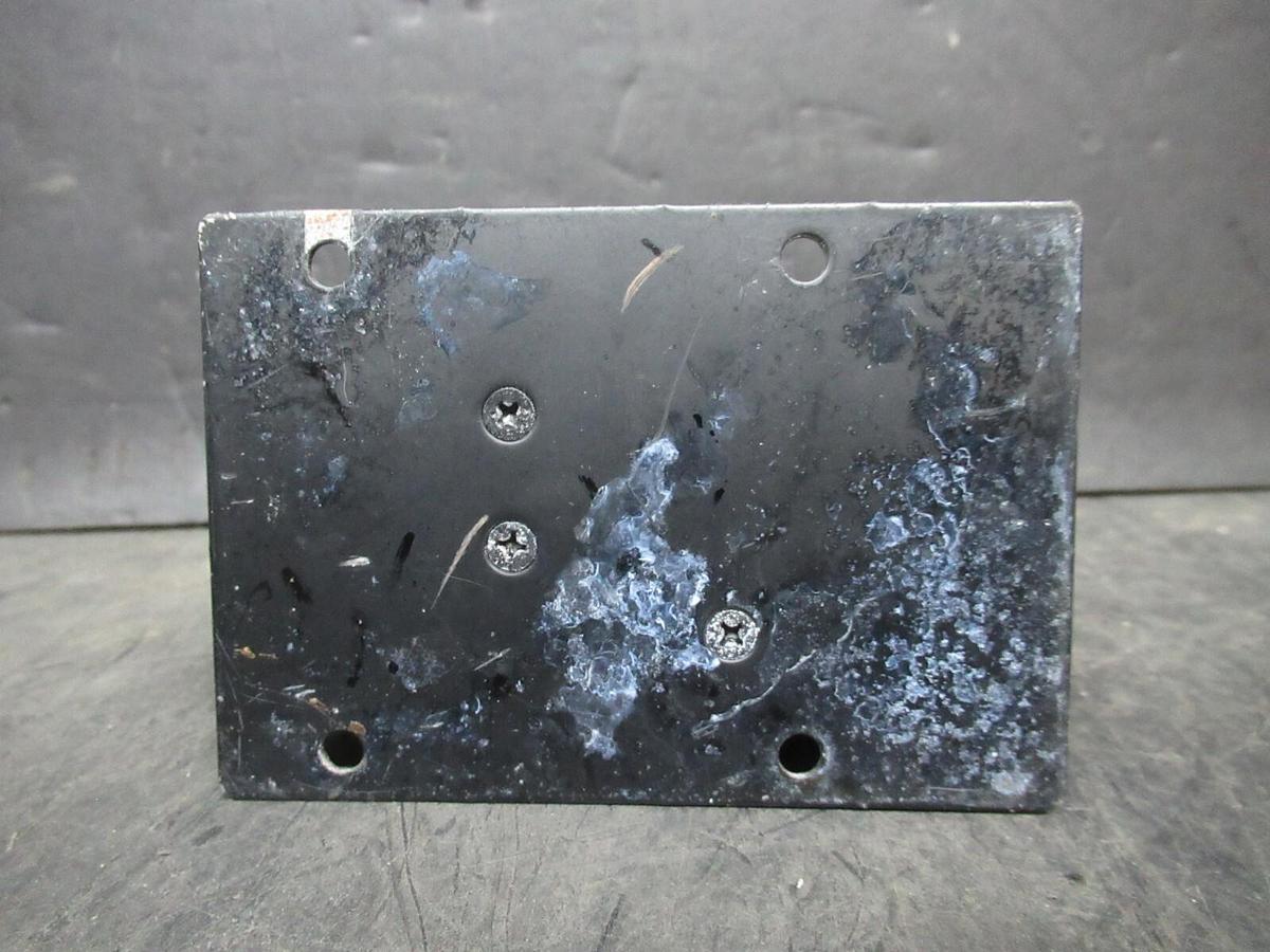 Used KD ELECTRONICS 5-5250-301A PLC 2899615IG W/ BASE AND HEAT SINK **WARRANTY**