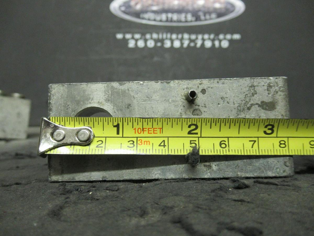 Used (2 QTY) SQUARE D A-800S 1 SINGLE BARREL MECHANICAL CONNECTOR LUG TAP 800MCM  3/0