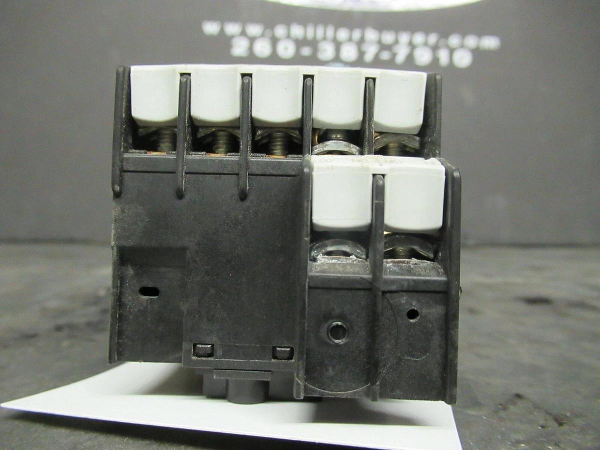 Used 16 AMP ABB STARTER B7-30-10 600 VAC 5 HP COIL: 24 VAC W/ T7DU OVERLOADS 1.6-2.4A
