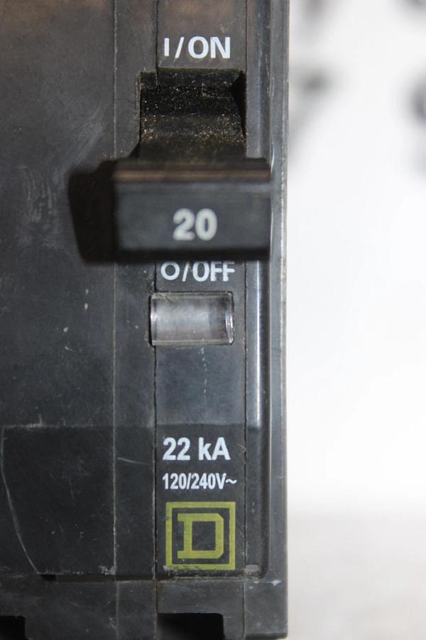 Used SQUARE D QOB CIRCUIT BREAKER QOB22020 20 AMP 2-POLE 240 VAC **WARRANTY**