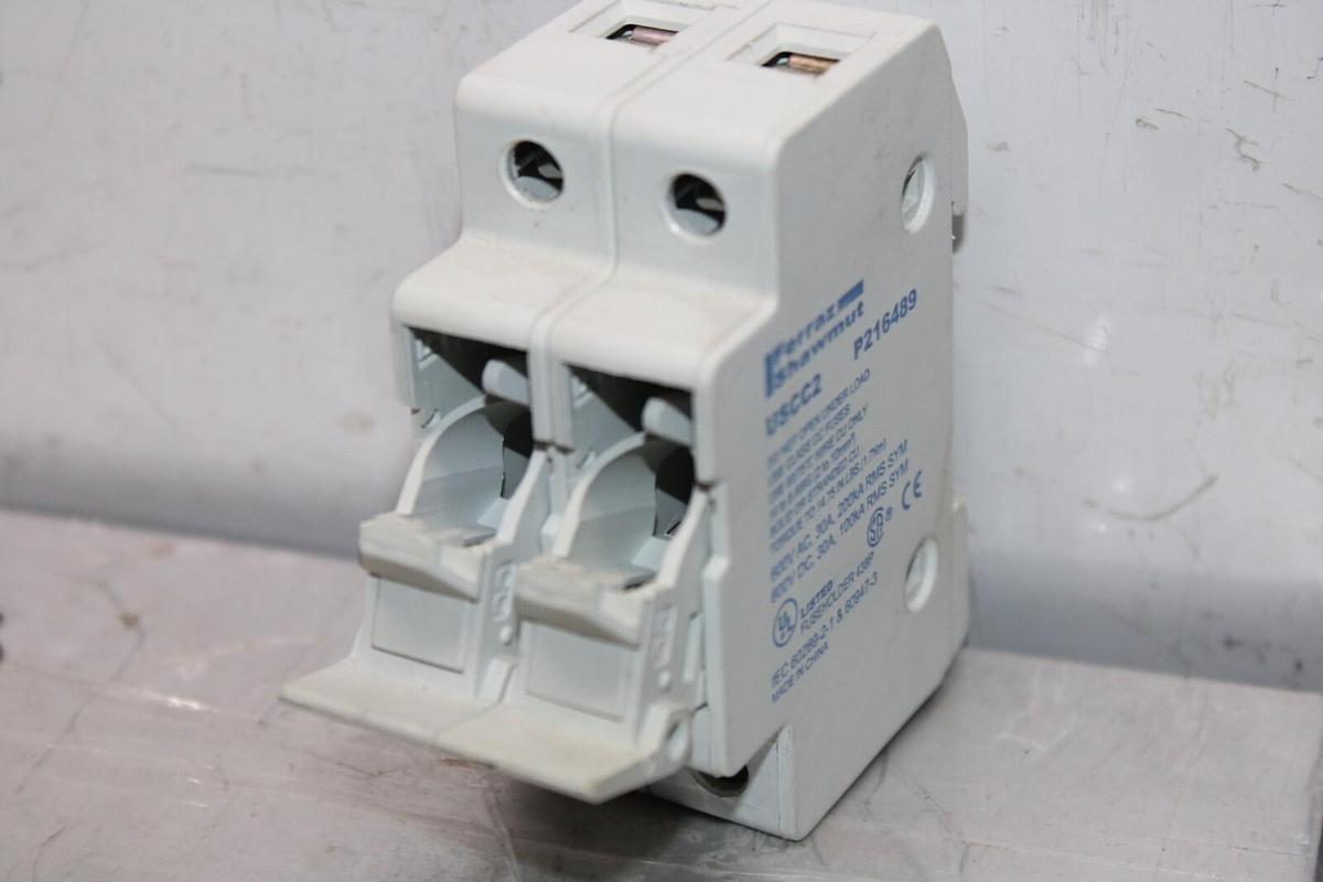 Used FERRAZ SHAWMUT ULTRASAFE FUSE HOLDER USCC2 P216489 2-POLE 600 VOLT 30 AMP
