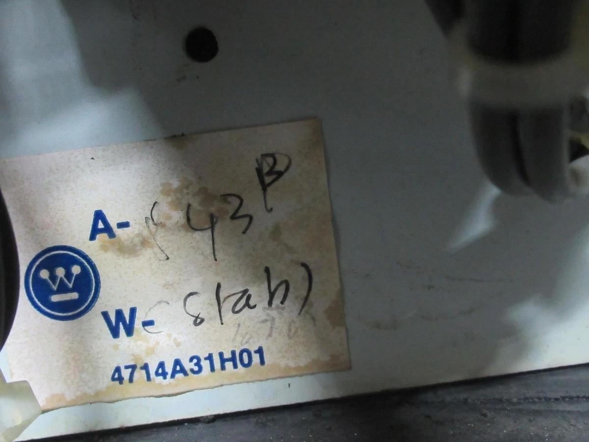 Used CUTLER HAMMER MOTOR STARTER CONTROL BUCKET 2100 12" NEMA SIZE 1 A200M1CACP 7 AMP