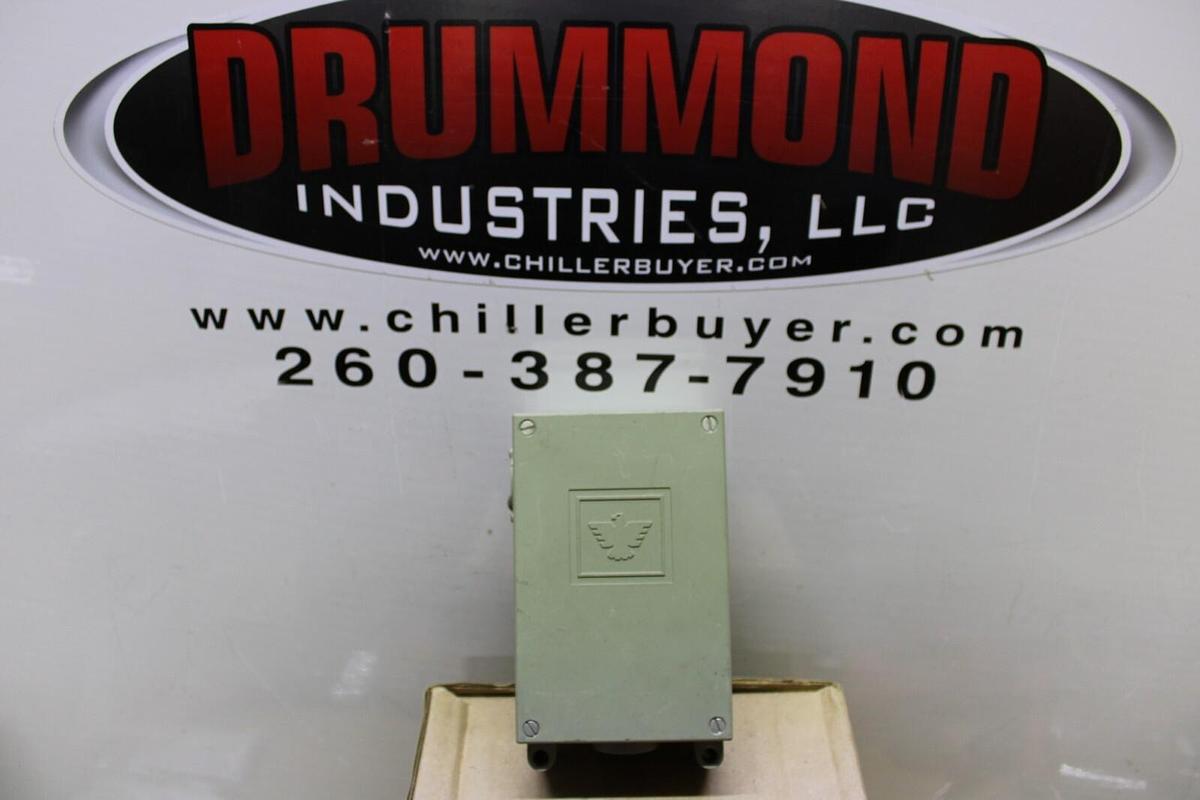 Used EAGLE SIGNAL TIME DELAY PHOTOELECTRIC CONTROL MF-10 MF-30 **WARRANTY**