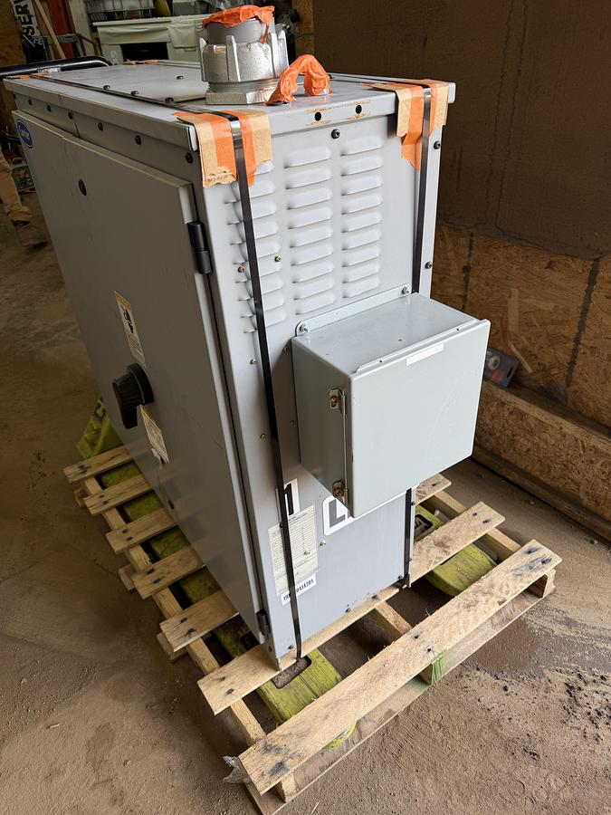 Used RELIANCE ELECTRIC LIQUIFLO VFD 41L4060 344 kVA 480 VOLT 414 AMP 3-PHASE
