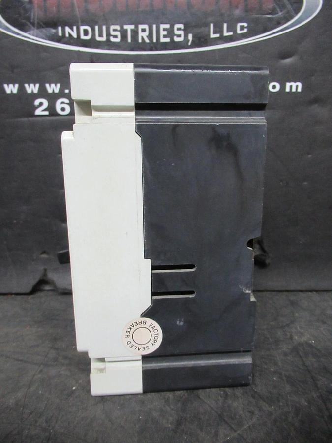 Used CUTLER HAMMER BREAKER HMCP007COC 7 AMP 3-POLE 600 VAC 250 VDC W/ LUGS