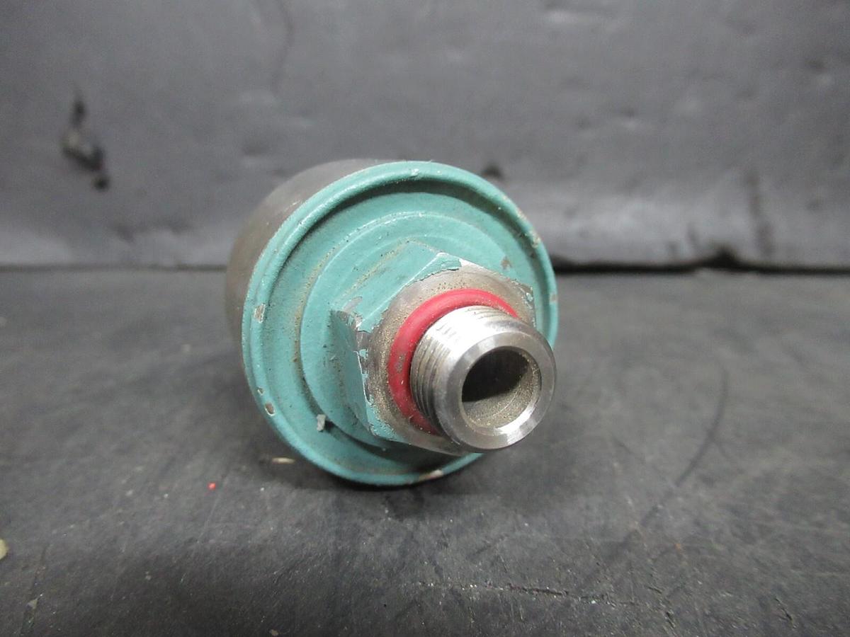 Used YORK DANFOSS PRESSURE TRANSDUCER 025-28678-006 P459-5047-315A *NO RATING*