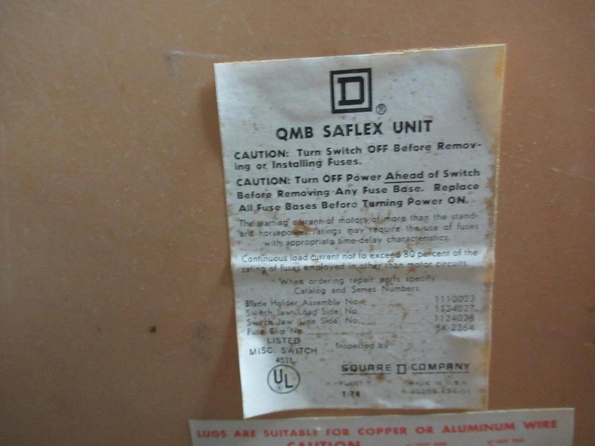 Used SQUARE D QMB SAFLEX UNIT QMB-3220 200 AMP 240 VAC 3-POLE 3-PHASE 50 HP
