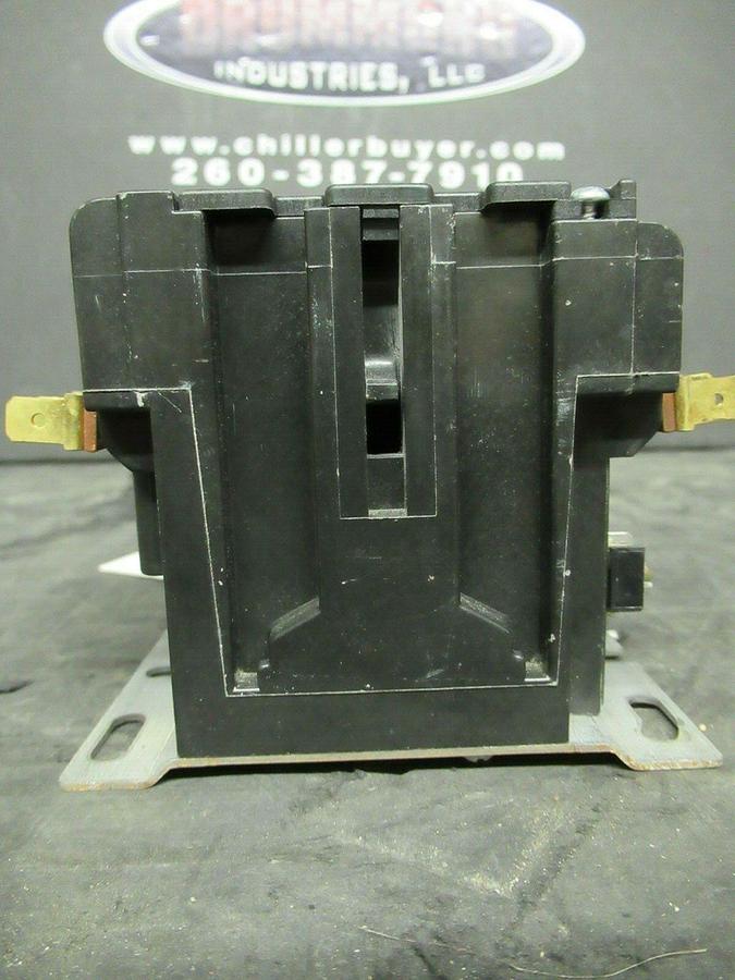 Used FURNAS 50 AMP CONTACTOR 42DF35AJASJ / 123282P1  600 VAC COIL: 24 VOLT 30 HP