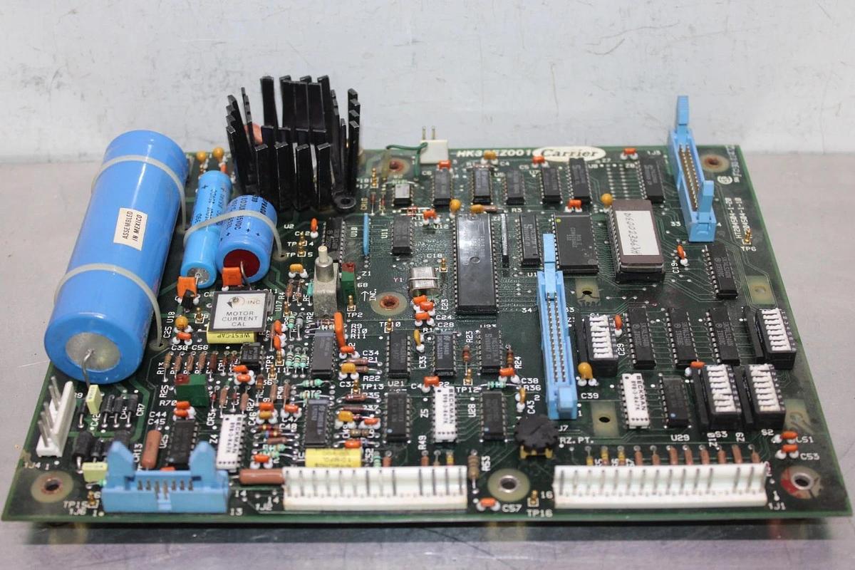 Used CARRIER CHILLER I/O CIRCUIT BOARD HK35EZ001 HT204504-1-20 *WARRANTY*