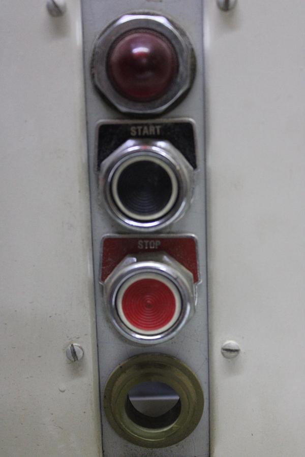 Used SQUARE D MOTOR CONTROL STARTER BUCKET MCC MODEL 4 12" NEMA 2
