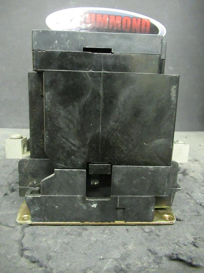 Used 60 AMP SQUARE D 8903 SPG1 LIGHTING CONTACTOR 2 POLE 600 277/480 VAC 208 V COIL