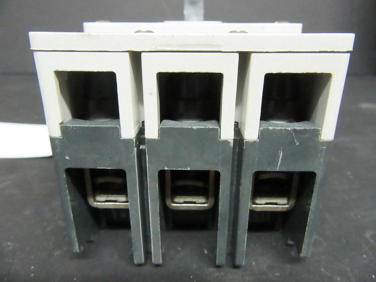 Used 15 AMP ALLEN BRADLEY 140U-H6 BREAKER 140U-H6C3-C15 3 POLE 480 VAC **WARRANTY**