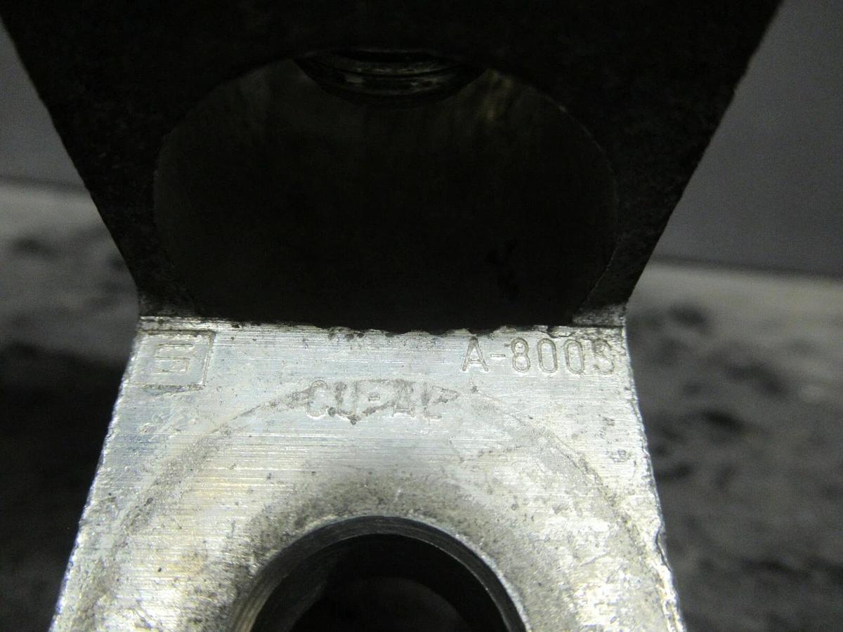 Used (2 QTY) SQUARE D A-800S 1 SINGLE BARREL MECHANICAL CONNECTOR LUG TAP 800MCM 3/0