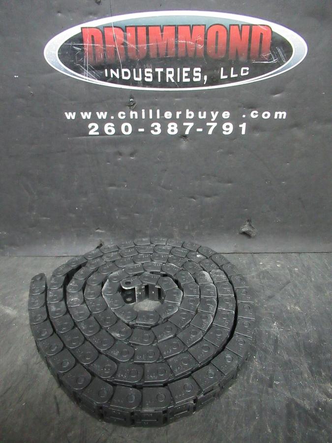 Used IGSU PLASTIC WIRE TACK 77" LENGTH X 7/8" WIDTH X 1/2" TALL 07.16.028 98 LINKS
