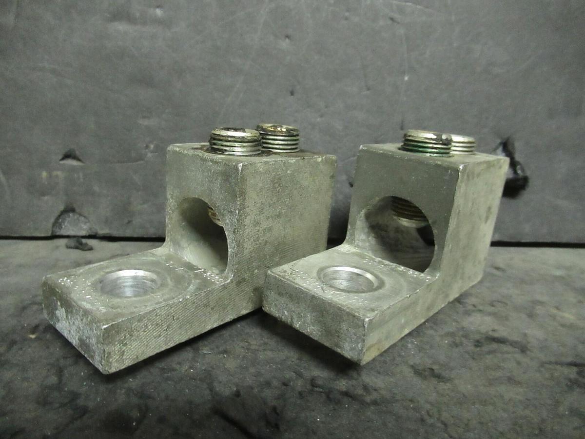 Used (2 QTY) SQUARE D A-800S 1 SINGLE BARREL MECHANICAL CONNECTOR LUG TAP 800MCM  3/0