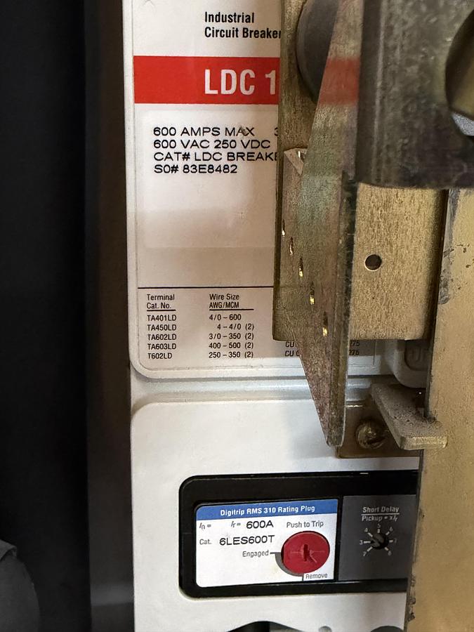 Used RELIANCE ELECTRIC LIQUIFLO VFD 41L4060 344 kVA 480 VOLT 414 AMP 3-PHASE