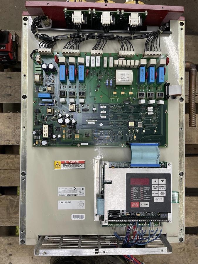 Used RELIANCE ELECTRIC LIQUIFLO VFS 41L4060 344 kVA 480 VOLT 414 AMP 3-PHASE