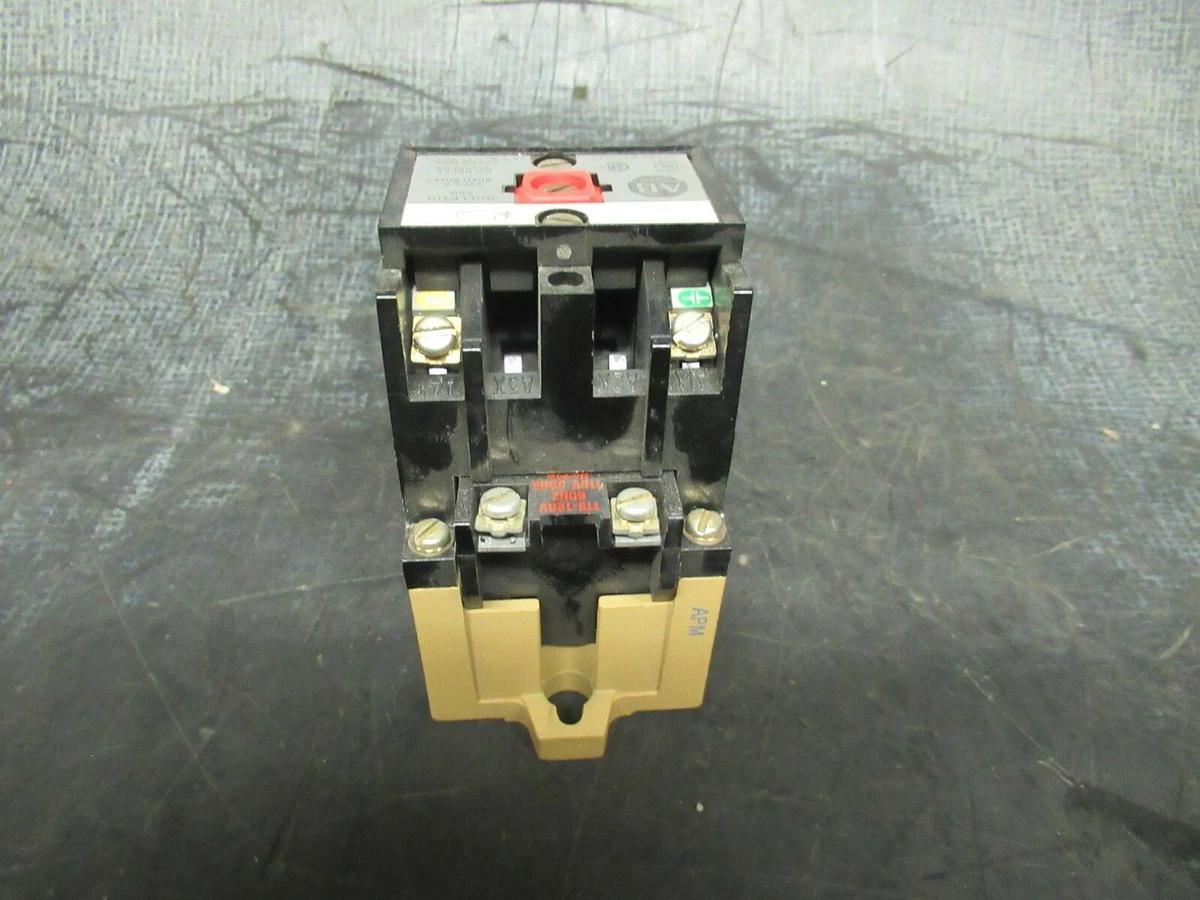 Used ALLEN BRADLEY TYPE P AC RELAY 700-P200A1 600 VAC 10 AMP **WARRANTY INCLUDED**