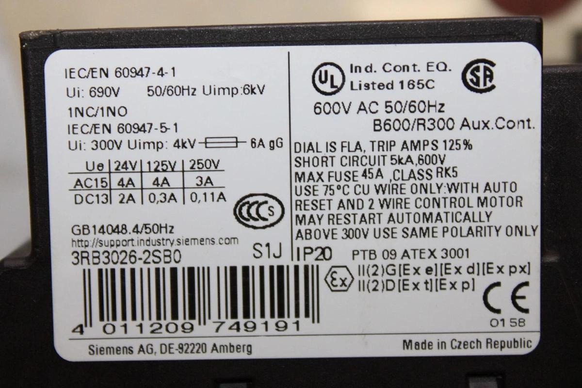 Used SIEMENS STARTER 3RB3026-2SB0 600 VAC 4 AMP W/ 3RT2025-1AK60
