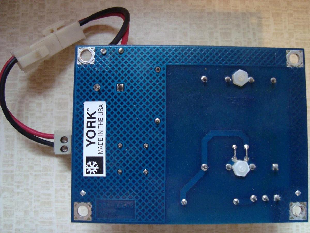 Used YORK MICRO GATEWAY CIRCUIT POWER BOARD PART NO: 031-02043-001 REV C * WARRANTY *