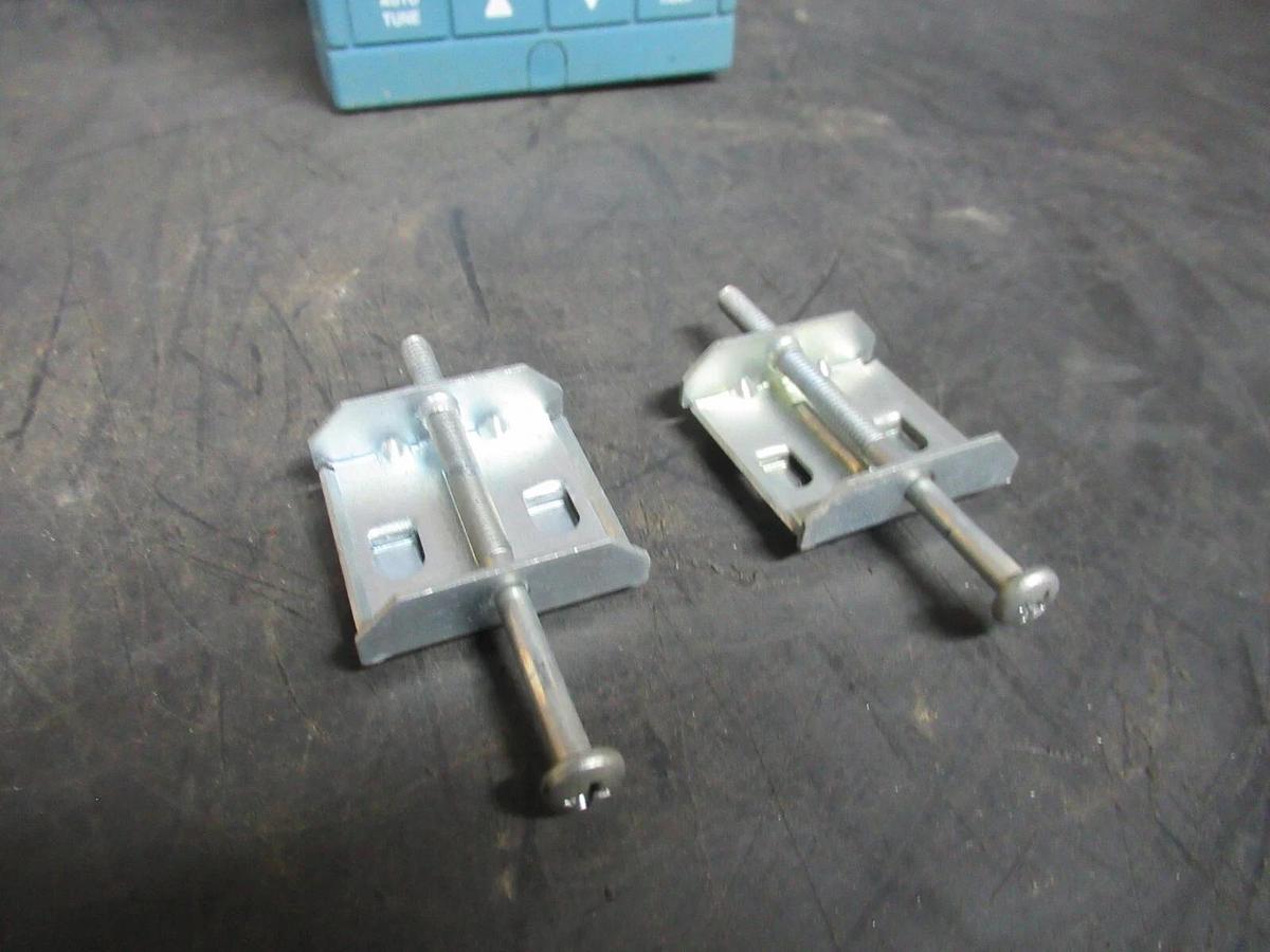 Used HONEYWELL BURNER CONTROL KEYBOARD DISPLAY UDC2000 MINI-PRO DC200C-0-010-1000B0-0