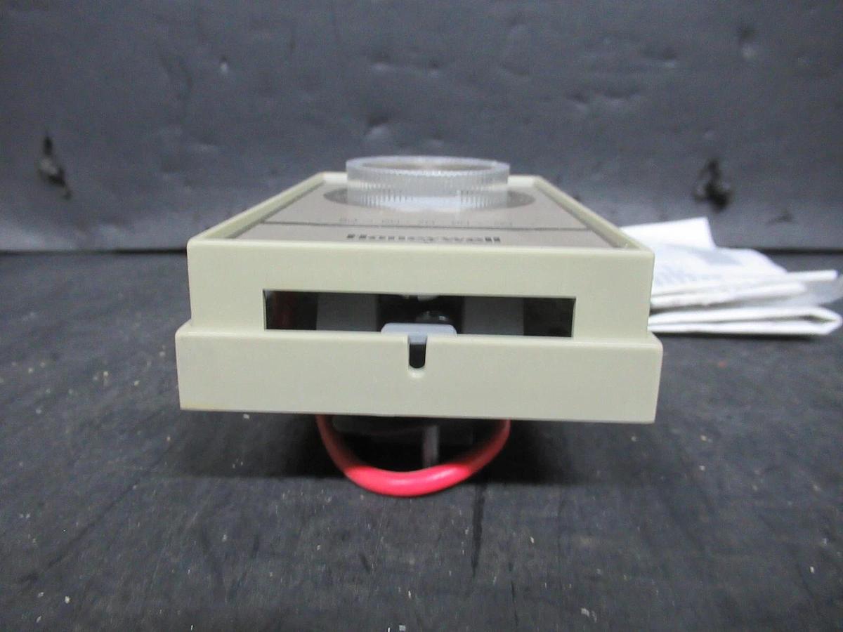 NEW SURPLUS HONEYWELL SUPER TRADELINE ELECTRIC HEAT THERMOSTAT T498-B-1512
