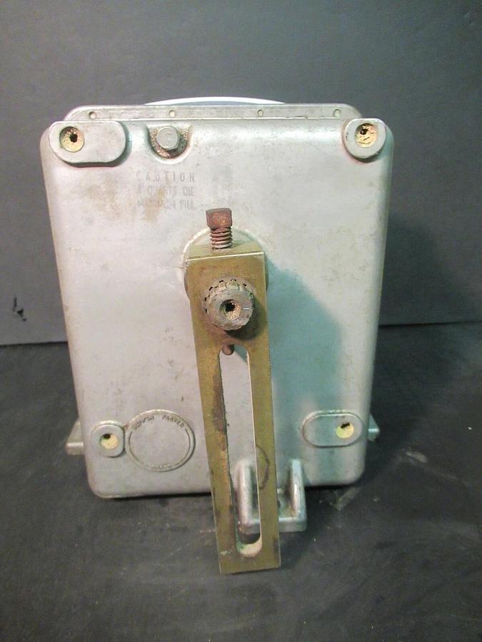 Used BARBER-COLMAN / YORK MP-9710 MOD MOTOR ACTUATOR 120 VAC 50 WATTS 0.9 AMPS MP9710