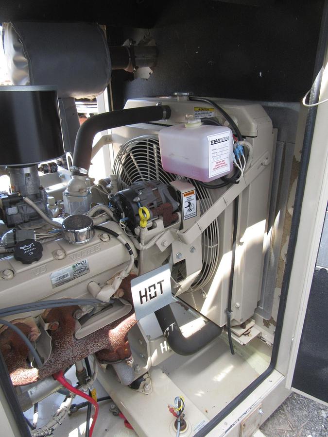 Used 30 KW NATURAL GAS PROPANE GENERATOR KATOLIGHT 120/240V RE-CONNECTABLE 347HRS VIDEO WE SHIP