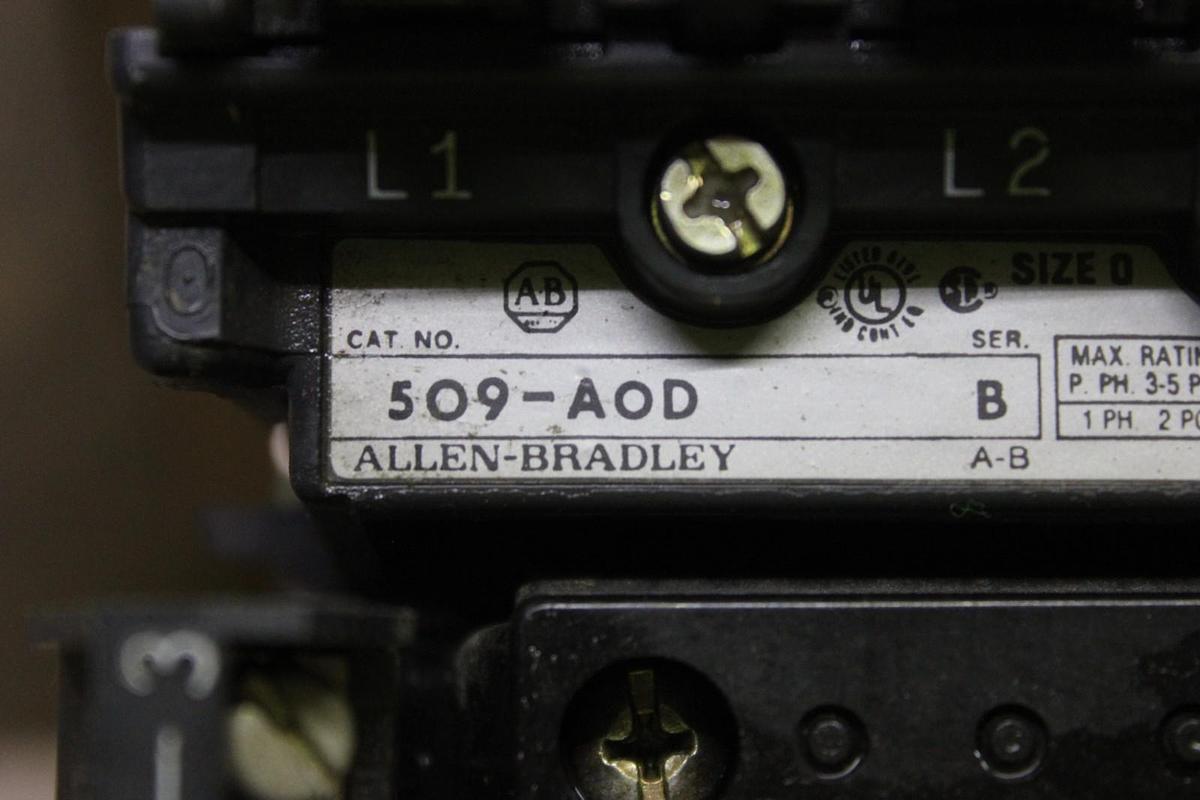 Used ALLEN-BRADLEY STARTER 509-AOD NEMA SIZE 0 18 AMP 600 VAC 3-POLE 5 HP