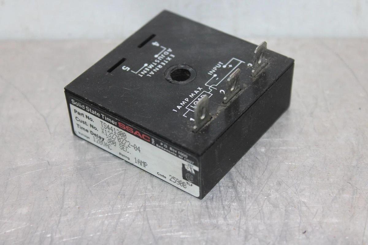 Used SSAC SOLID STATE TIMER TS441300 X13270272-04 300 SEC TIME DELAY 120 VAC 1 AMP
