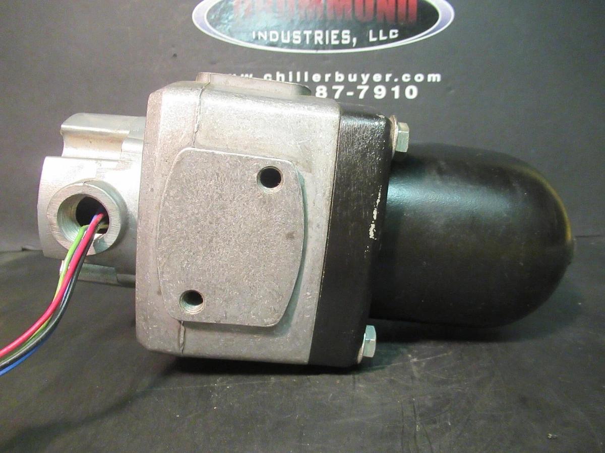 Used VICKERS ELEMENT KIT RETURN INLINE 2101363 250 VAC 5 AMP 737841 **WARRANTY**