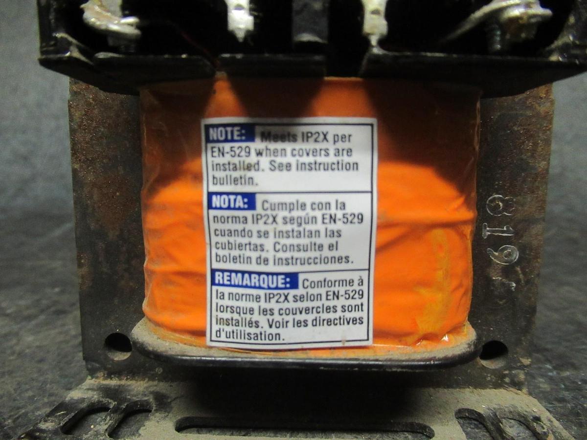 Used SQUARE D TRANSFORMER 9070TF75D23 75VA 50/60HZ INPUT:120/240V OUTPUT:24V