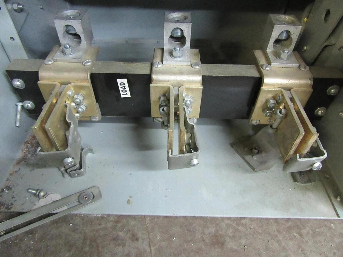 Used GE FUSIBLE BUS/BUSS PLUG AC1465RG 400 AMP 600 VOLT 4-WIRE 3-PHASE FLEX-A-PLUG