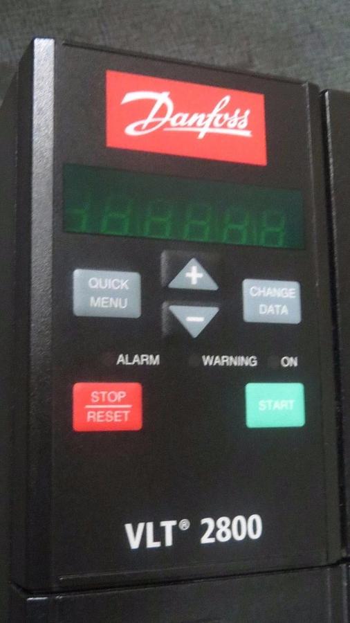 Used DANFOSS VARIABLE SPEED DRIVE VLT 2800 480V 27.9-32 AMP 20 HP178B8587
