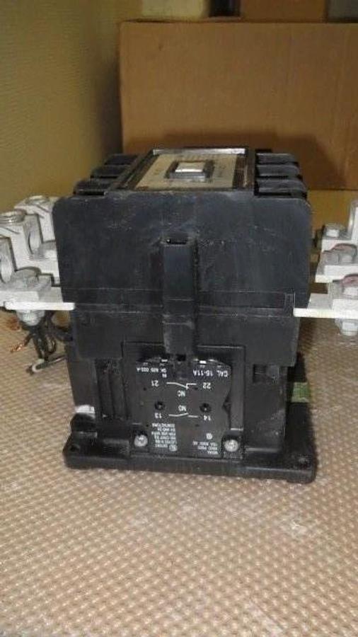 Used ABB REVERSING CONTACTOR EH 210 300 AMP AND EH 110 200 AMP WITH WIRING