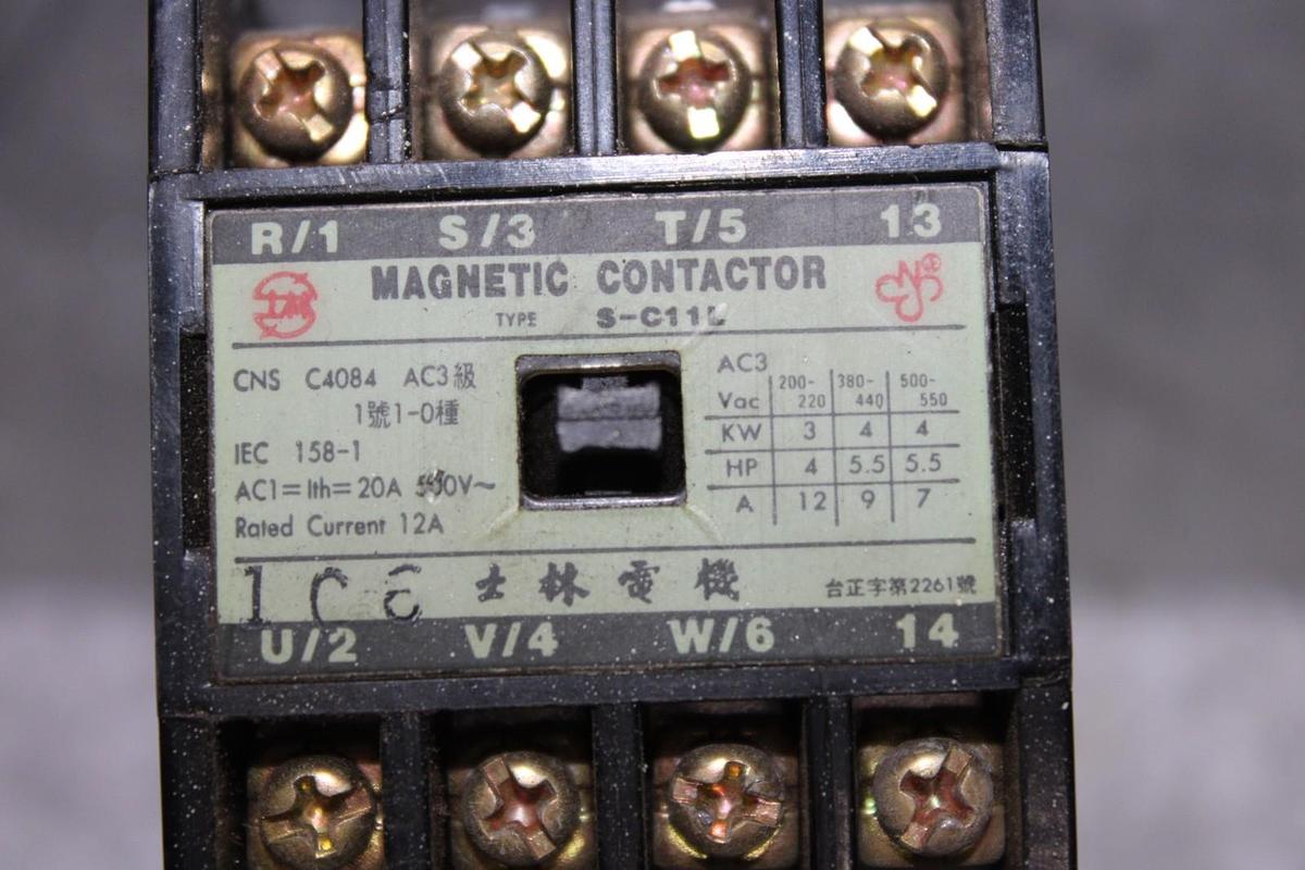 Used MAGNETIC CONTACTOR CNS-C4084 S-C115 12-20 AMP 540 VAC COIL: 200V