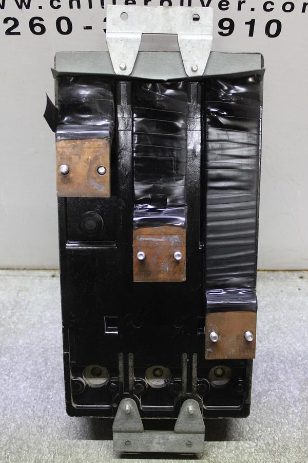 Used GENERAL ELECTRIC CIRCUIT BREAKER TKM3F 1200 AMP 600 VAC 3-POLE